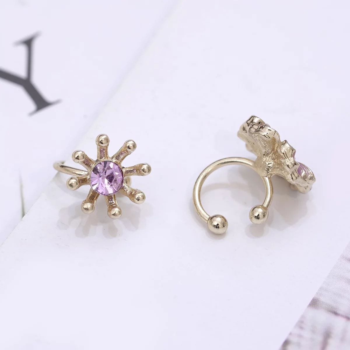 紫雛菊×不對稱U型耳骨夾-第5張