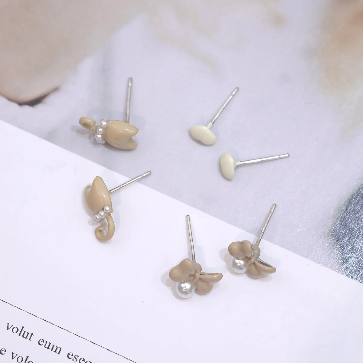 奶茶貓咪蝴蝶結珍珠×三套件耳環組-第3張