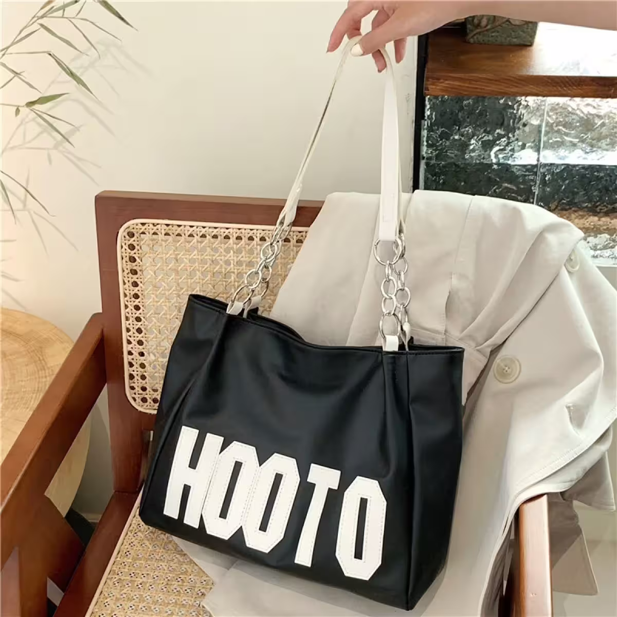 HOOTO字母皮革包×肩背包×黑底白字-第3張