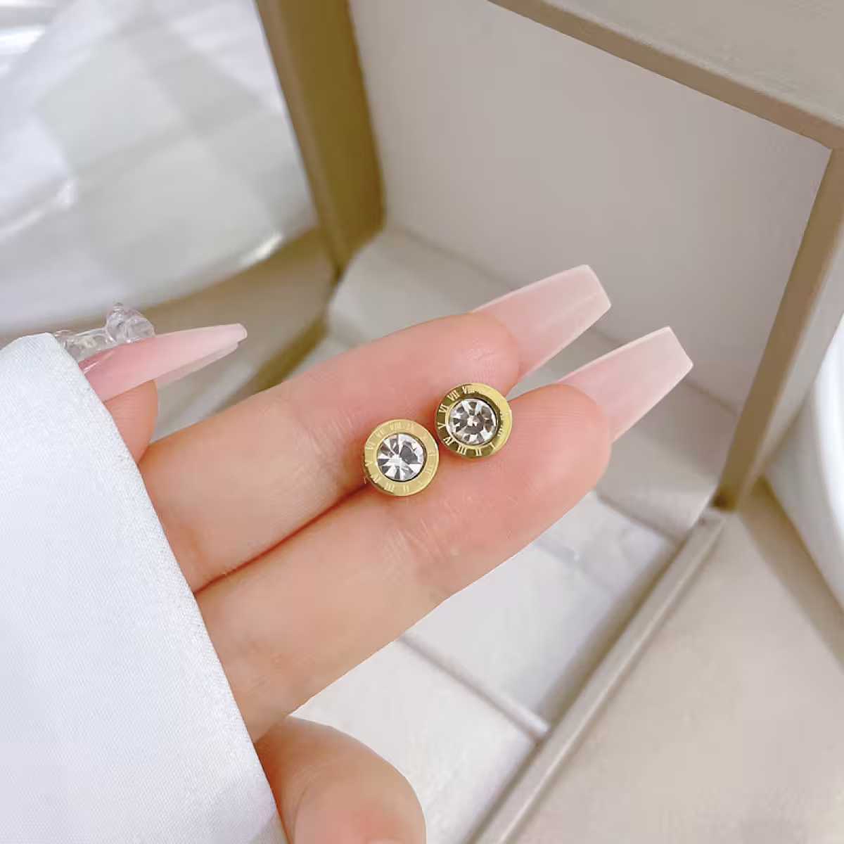 316鋼飾×羅馬數字晶鑽×耳釘×共二色-第5張