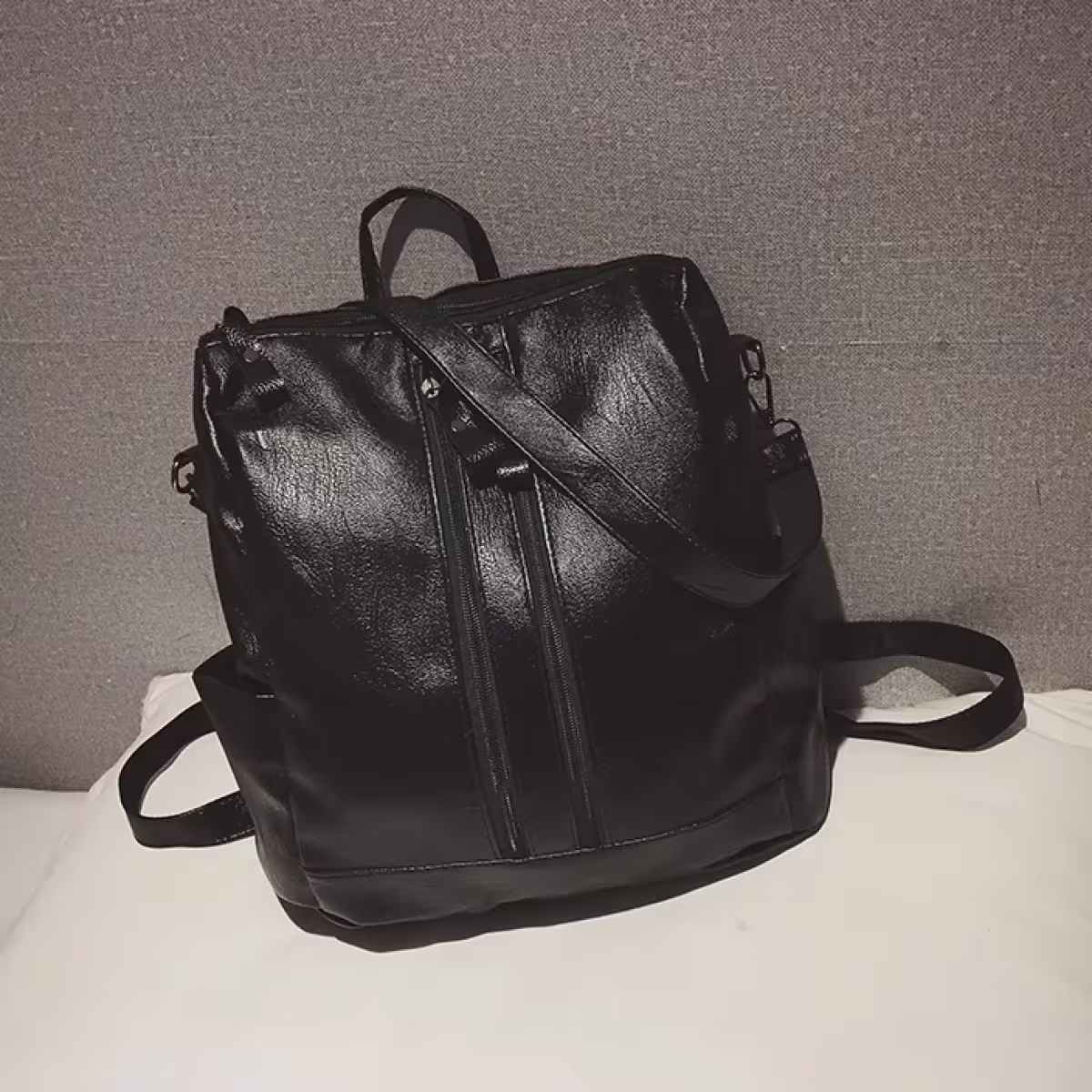 黑皮革雙拉鍊可肩背多功能×後背包-第2張