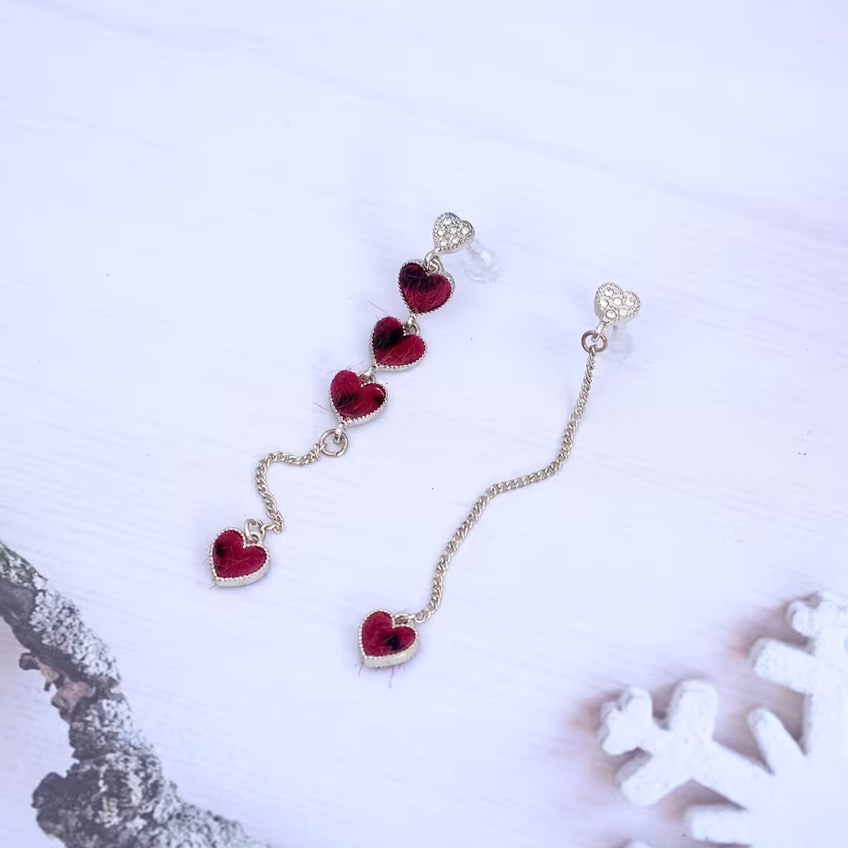 植絨紅豹愛心×不對稱吊墜耳環-第1張