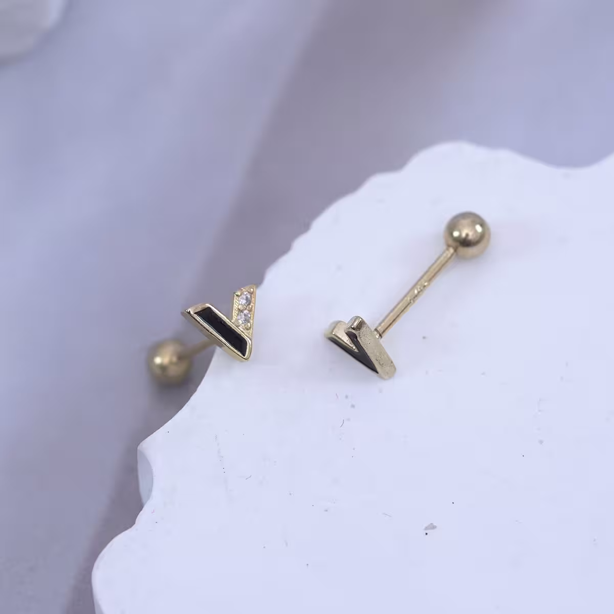 黑色V字晶鑽×轉珠耳環-第4張