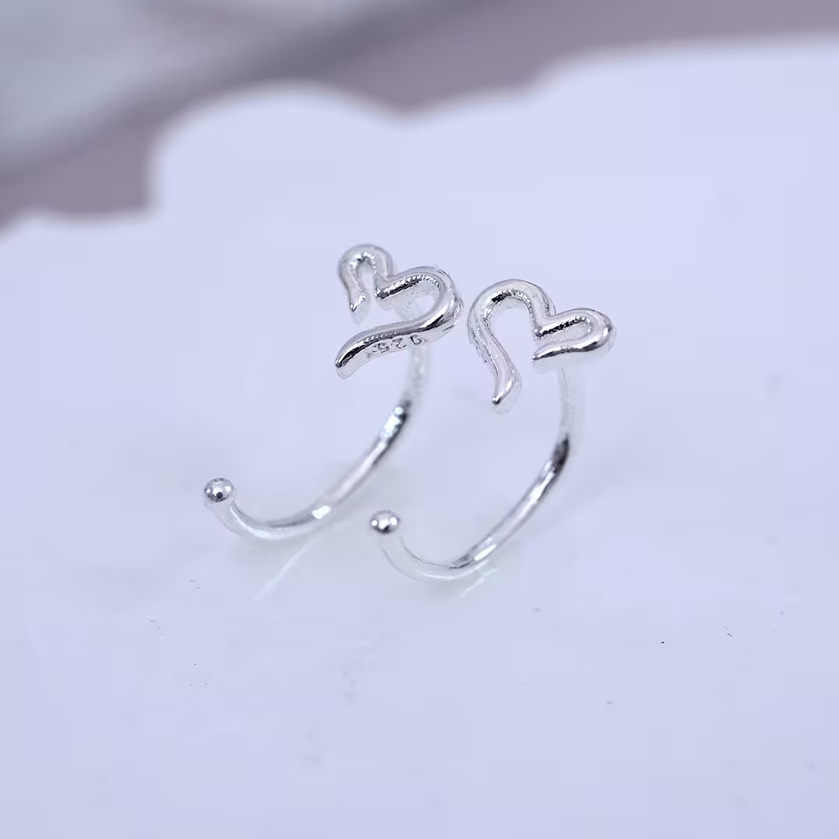 925銀針×線條愛心×耳勾-第1張