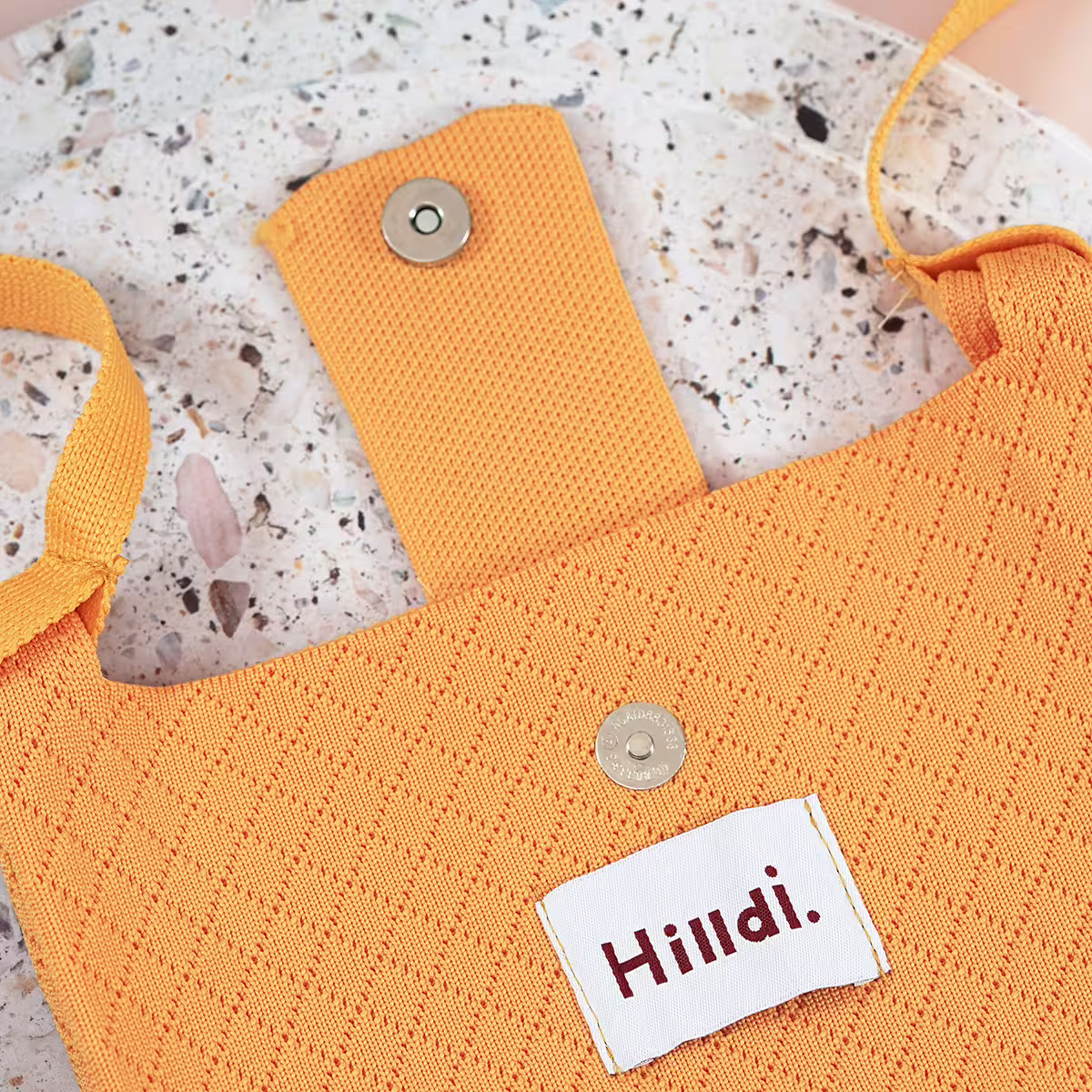 快樂多巴胺×單色針織×斜背包×黃色-第2張