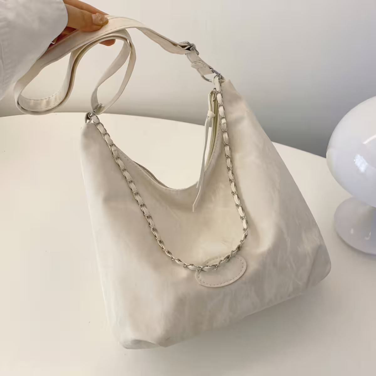 炫紋麂皮&times;斜背包&times;白色-第3張