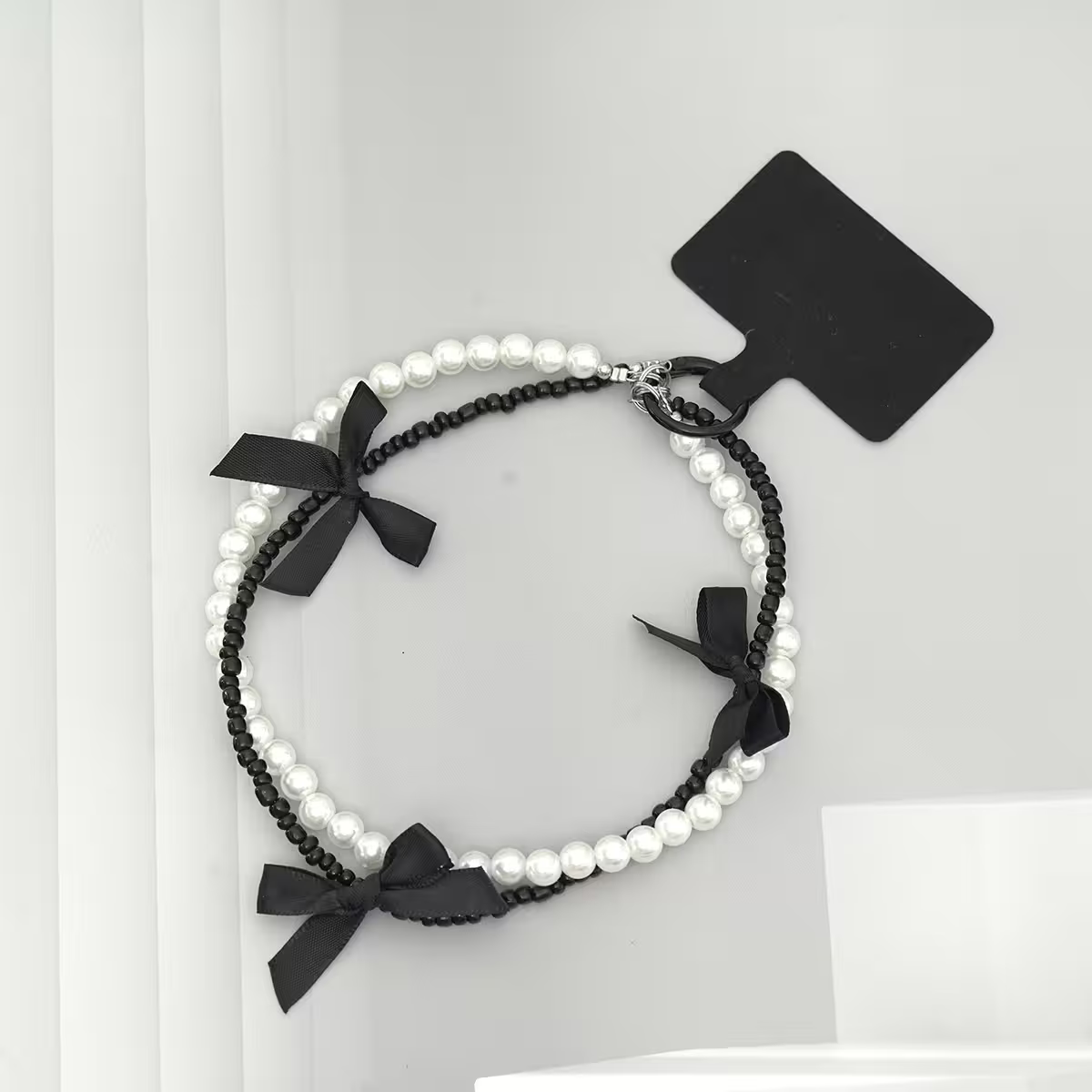 芭蕾風蝴蝶結珍珠&times;雙層手機腕帶掛繩&times;黑色-第1張