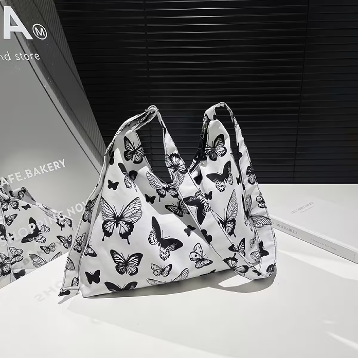 蝴蝶印花布藝&times;斜背包&times;黑白-第2張