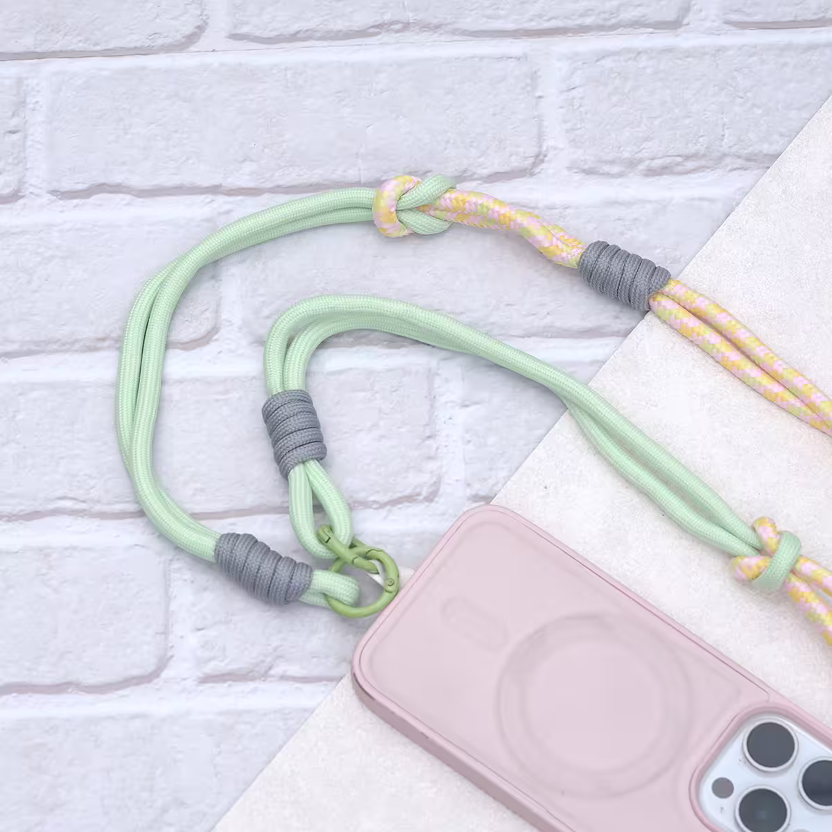 可延長運動風撞色&times;手機斜背&腕帶&times;兩用掛繩&times;黃綠紋理-第5張