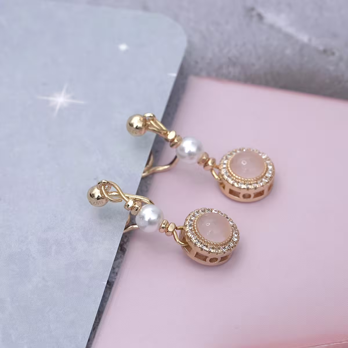 圓粉珍珠&times;蚊香盤U型耳夾-第4張