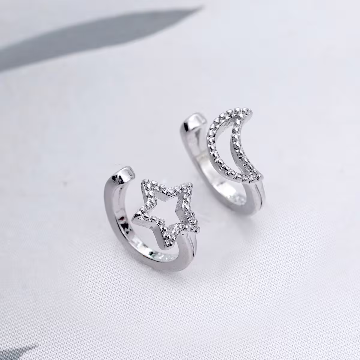 星與月&times;U型耳骨夾-第2張