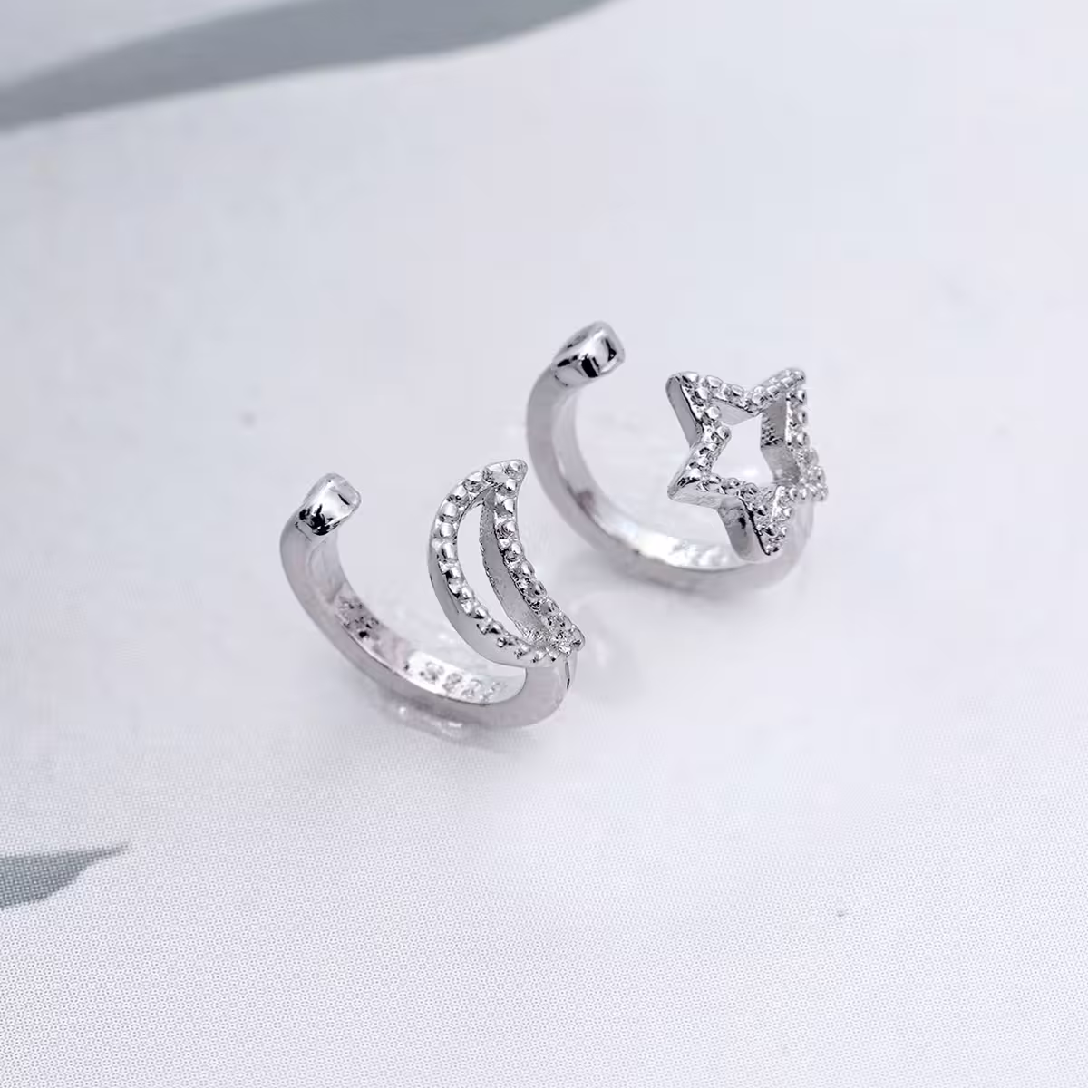 星與月&times;U型耳骨夾-第4張
