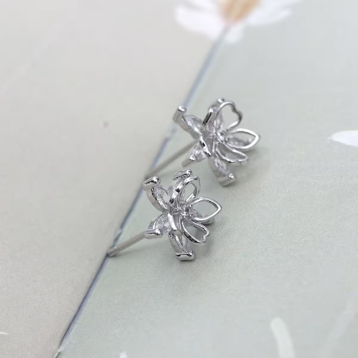 925銀針&times;立體五花瓣&times;耳環-第2張