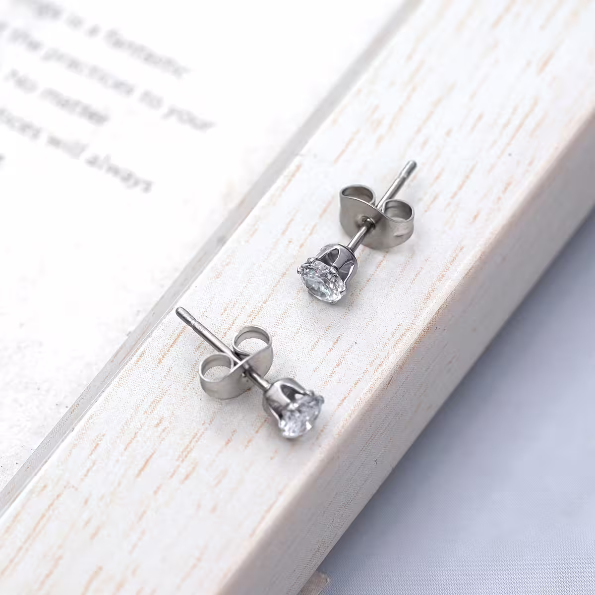 鋼飾&times;單鑽&times;耳釘&times;共三色-第3張