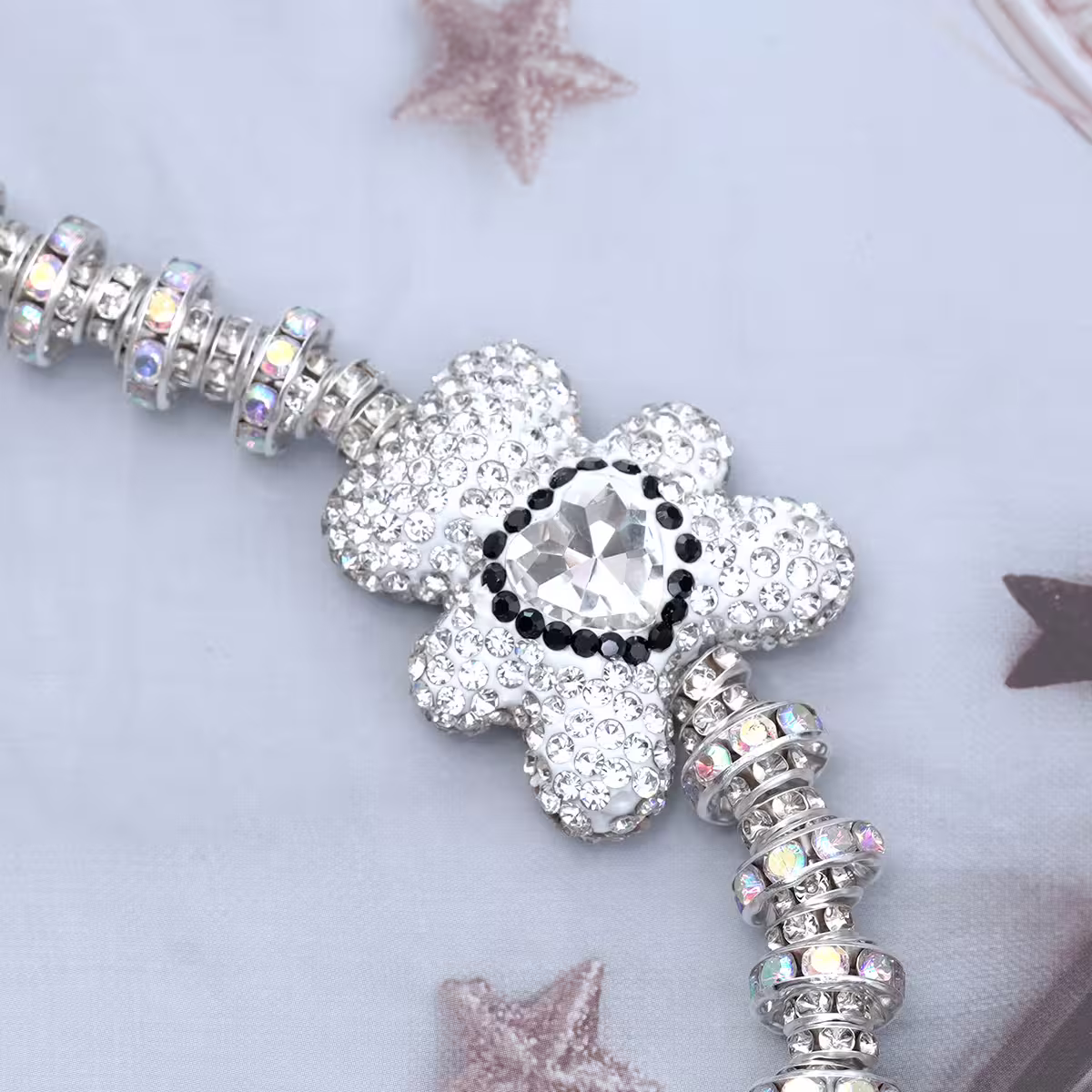 輕奢小熊晶鑽&times;手機腕帶掛繩&times;白色-第4張