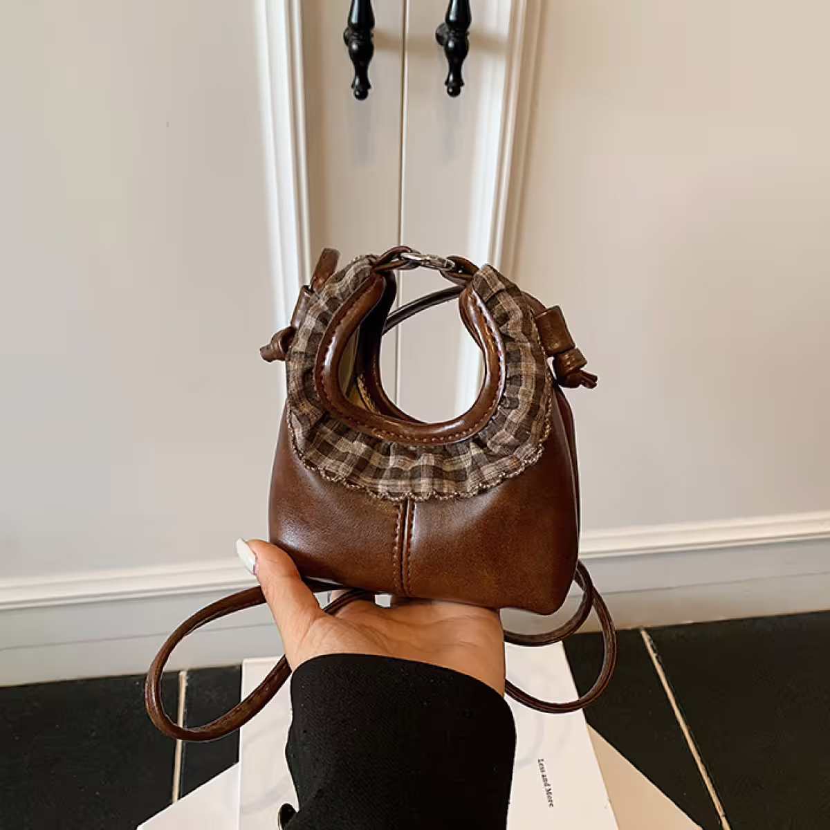 可愛圍裙小廢包&times;斜背包&times;棕咖-第1張