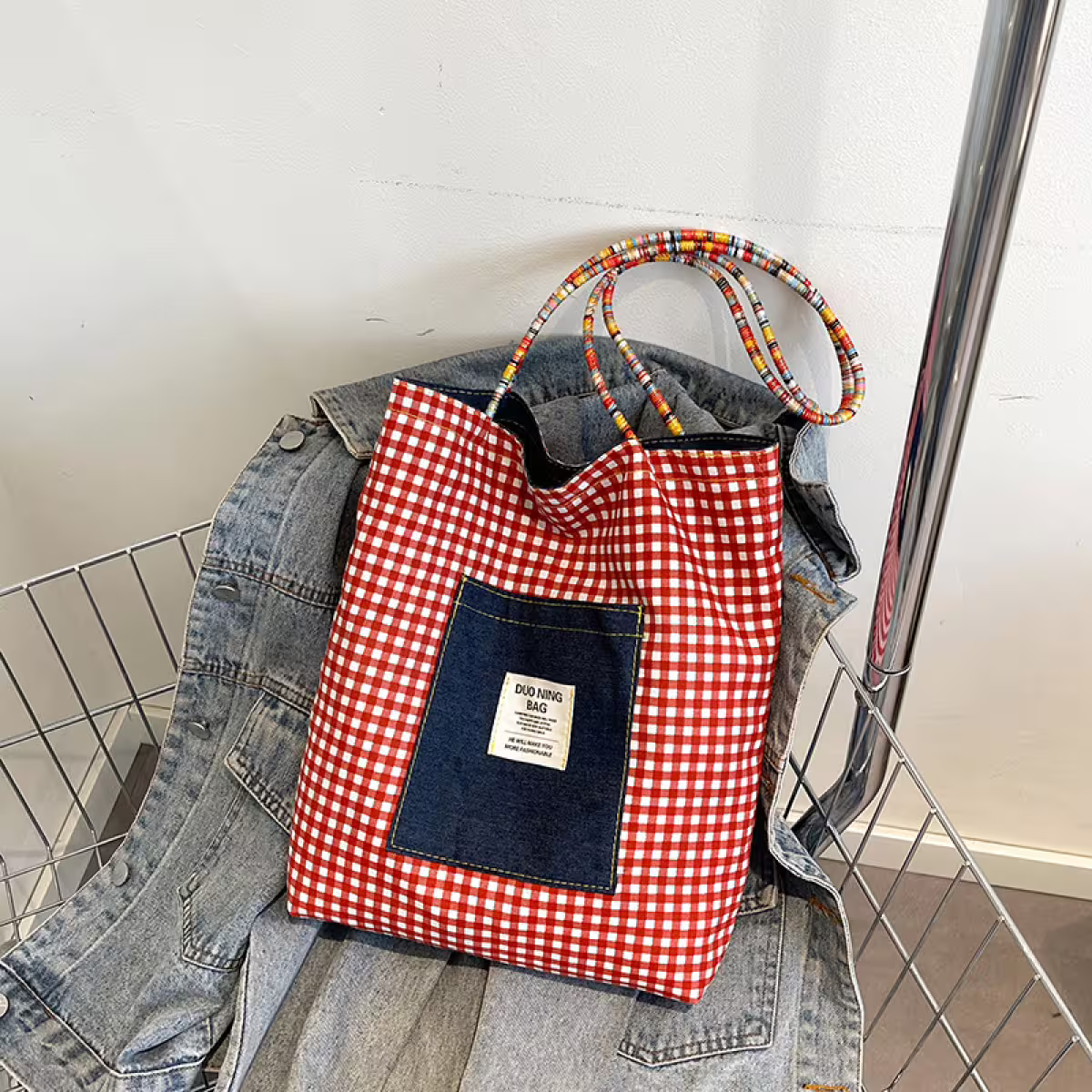 單寧紅格紋&times;雙面肩背包-第1張