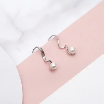 925銀針×波浪曲線珍珠×耳勾.avif