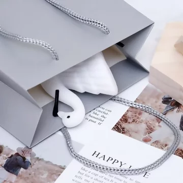 白天鵝×適用戒指/小耳釘×絨布盒.avif