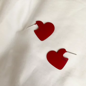 LOVE霧質紅心×耳環.avif
