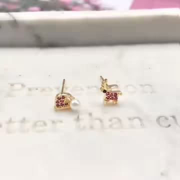 晶鑽小鹿與珍珠帽×不對稱耳環