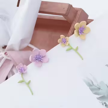 春暖花開×不對稱後掛式耳環×共二色