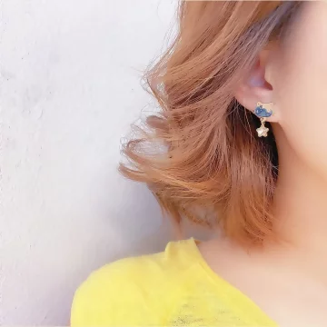 漸變色萌貓星球×不對稱吊墜耳環.avif