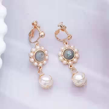 花邊灰晶線繞珍珠×螺旋耳夾