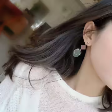 菱型皮革圓環×吊墜耳環×共二色