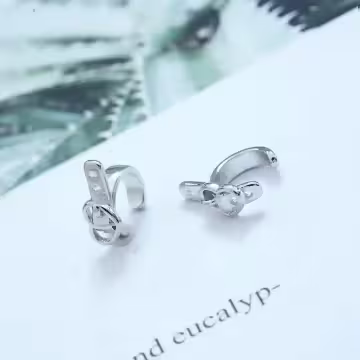 愛心皮帶×U型耳骨耳夾