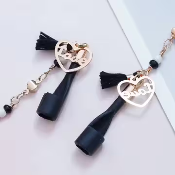 LOVE黑流蘇×無線耳機防丟耳扣