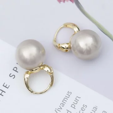 輕奢大珍珠×耳扣.avif