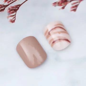 奶茶大理石紋亮面×穿戴式手指甲片×二十四入 .avif