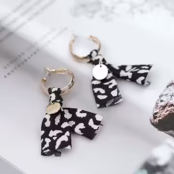 黑白豹紋布藝LOVE×吊墜耳環