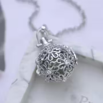 繡花球×薰香火山石×長項鍊