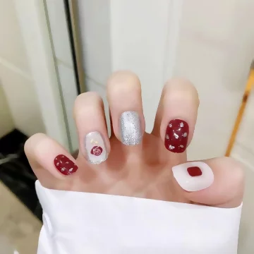 紅玫瑰愛心銀蔥亮面×穿戴式手指甲片×二十四入 .avif