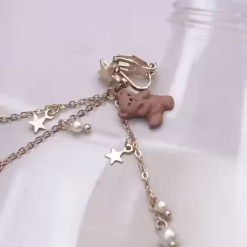 許願小熊紅蝴蝶結×單邊耳骨三角耳夾