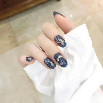 藍金大理石紋混白亮面×穿戴式手指甲片×二十四入 .avif