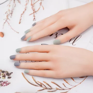 薄荷綠奶奶灰跳色霧面×穿戴式手指甲片×二十四入 .avif
