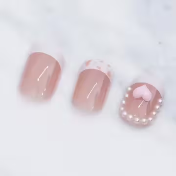 珍珠圍繞愛心粉色亮面×穿戴式手指甲片×二十四入