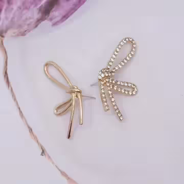 金屬晶鑽蝴蝶結線條×不對稱耳環