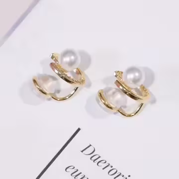 金色圓型珍珠閃鑽×U型耳夾