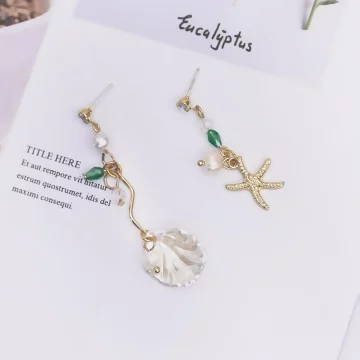 海洋風海星貝殼×不對稱吊墜耳環.avif