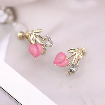 愛心水蜜桃×螺旋耳夾.avif
