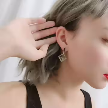 長方圓圈菱型棕咖格紋×不對稱三角耳夾