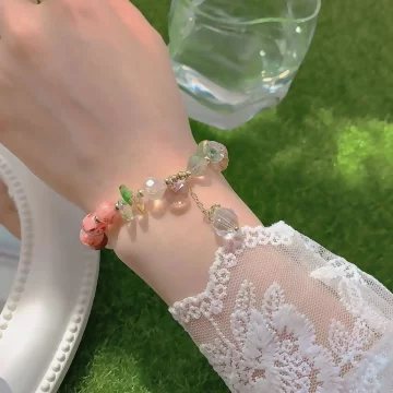 紅莓粉晶綠葉×固定式串珠手鍊.avif