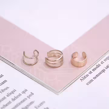 金屬輕奢鏤空×三件單邊U型耳骨夾×共三色