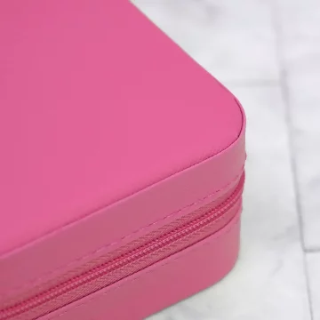 細紋皮革×拉鍊飾品盒×桃紅.avif