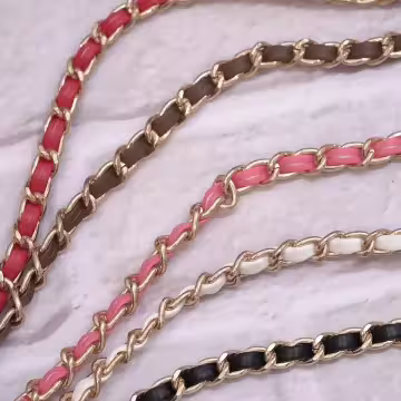 小香風鍊條皮革×手機斜背雙勾掛繩×黑色