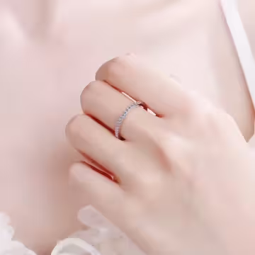 925銀飾×小巧細緻晶鑽×開口戒指